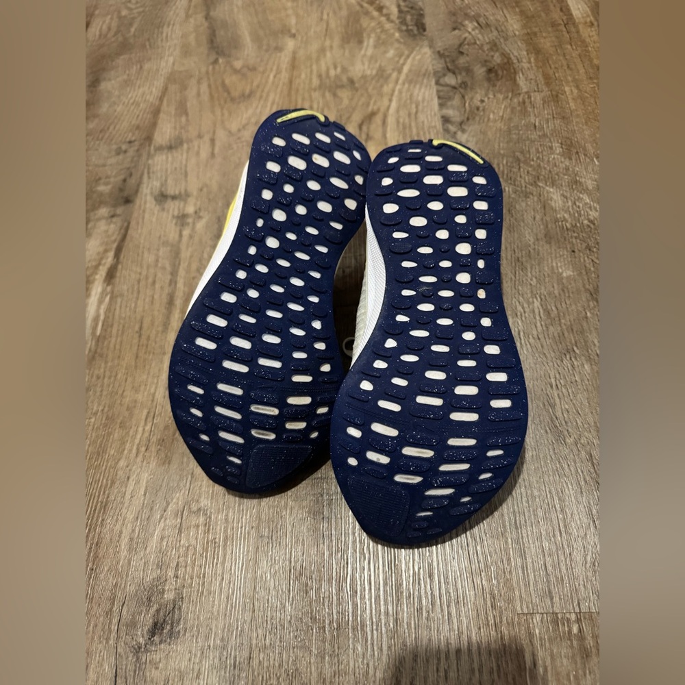 Nike React X Infinity Athletic Shoes - Picture 4 of 10